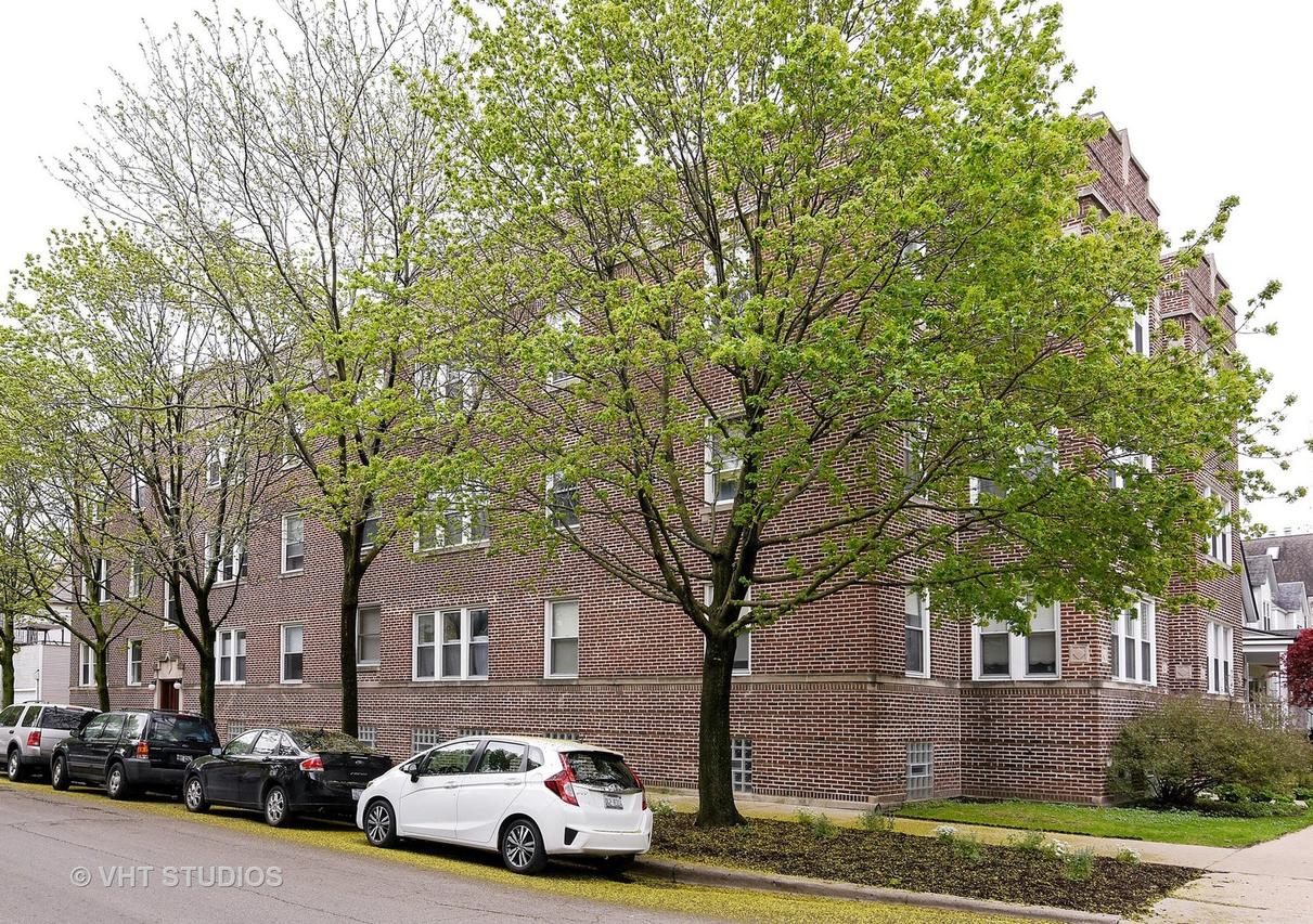 2049 W Ainslie St. #3E, Chicago, IL 60625