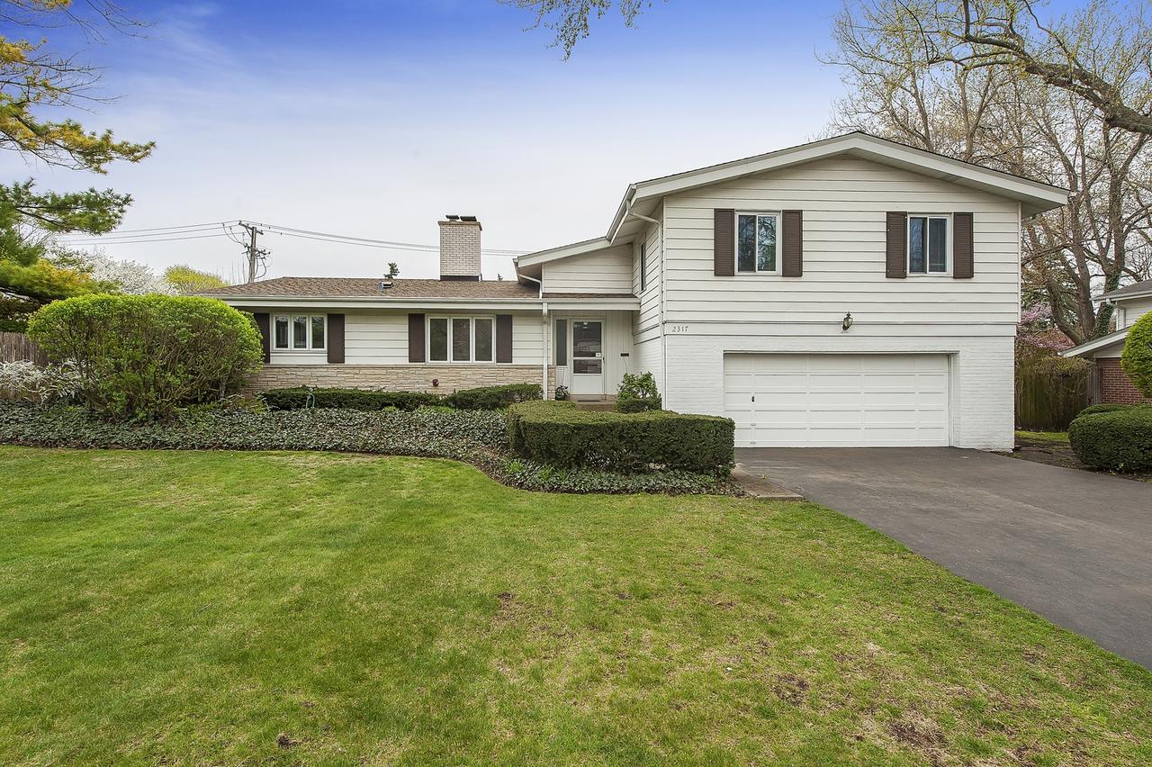 2317 Meadow Dr., Wilmette, IL 60091