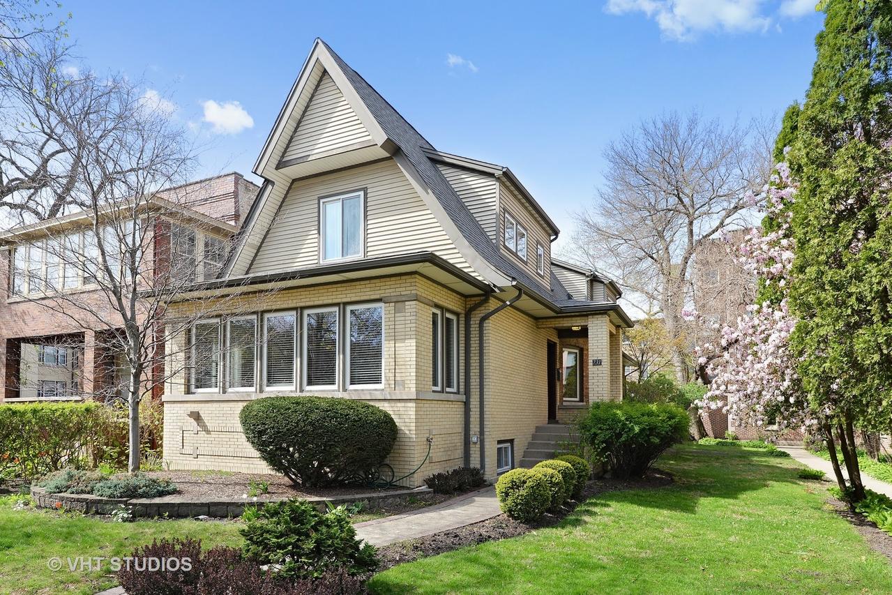 731 Seward St., Evanston, IL 60202