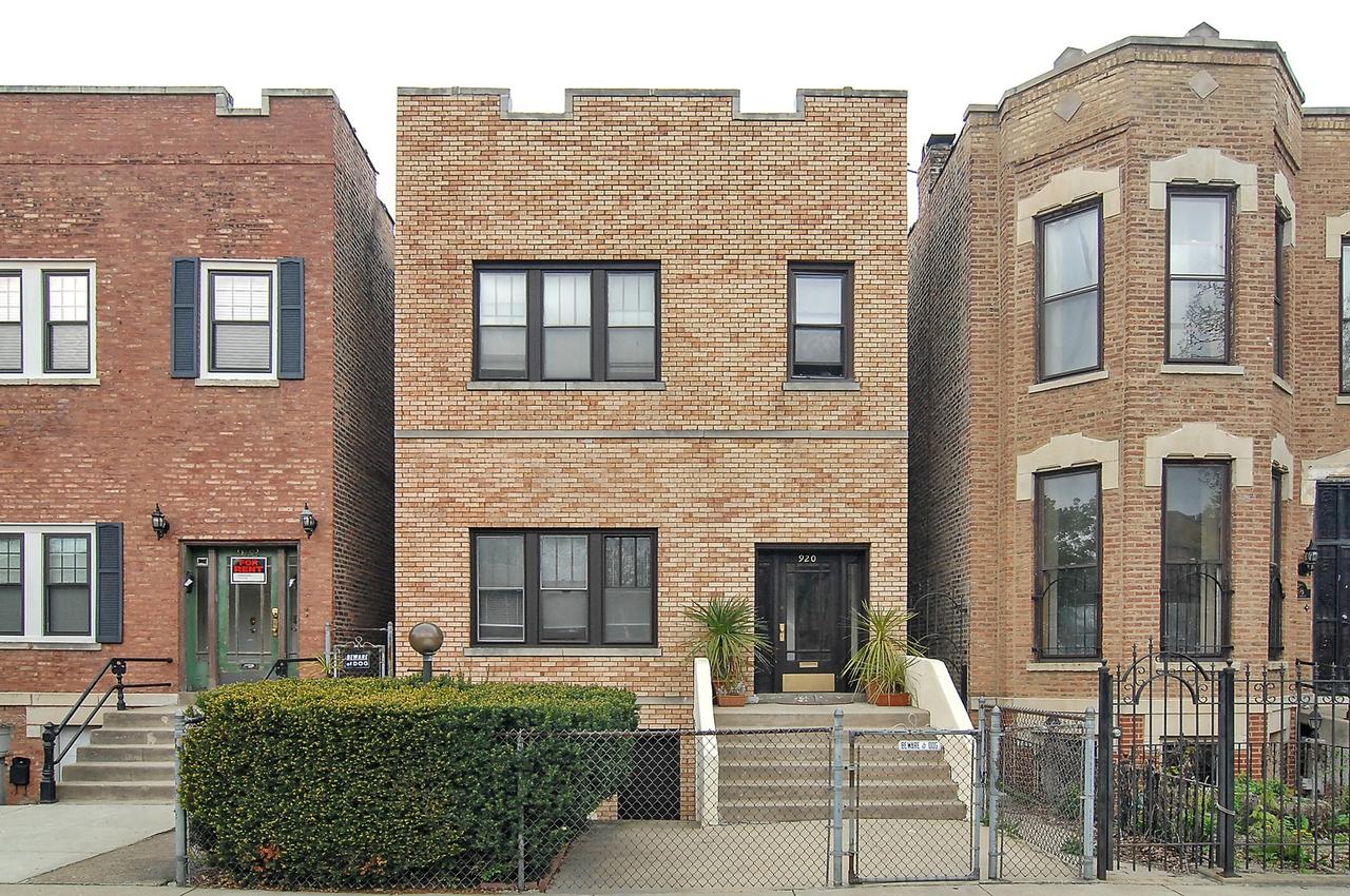 920 S Leavitt St., Chicago, IL 60612