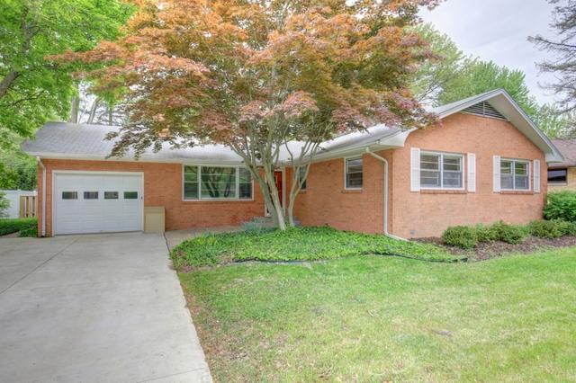 1307 Mayfair Rd., Champaign, IL 61821