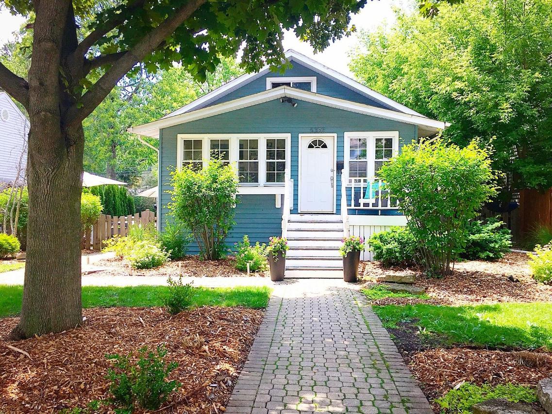 5302 Lyman Ave., Downers Grove, IL 60515