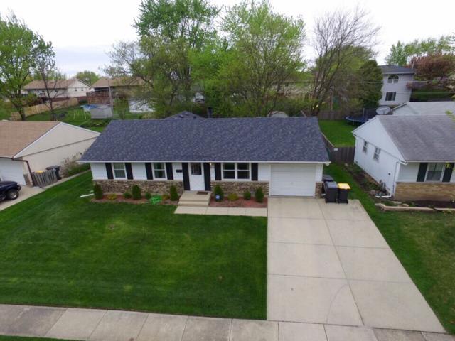 812 Robinson Ave., Streamwood, IL 60107