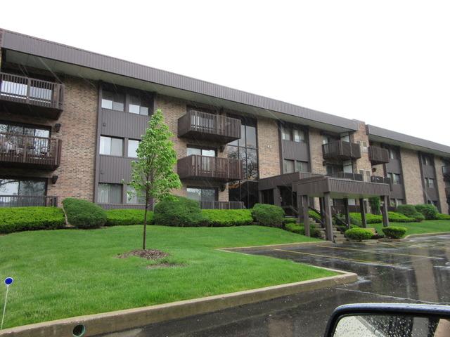 1421 Woodbridge Rd. #1F, Joliet, IL 60436