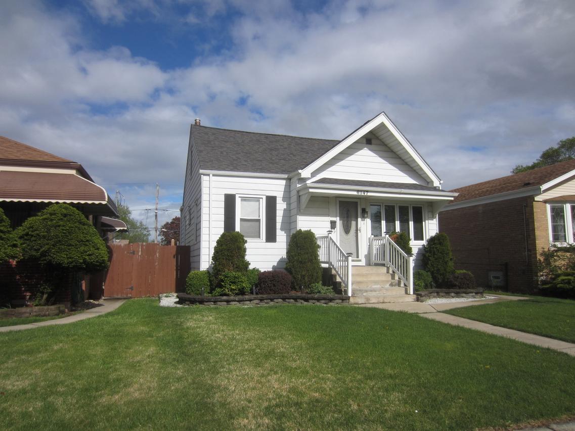 6147 S Neenah Ave., Chicago, IL 60638