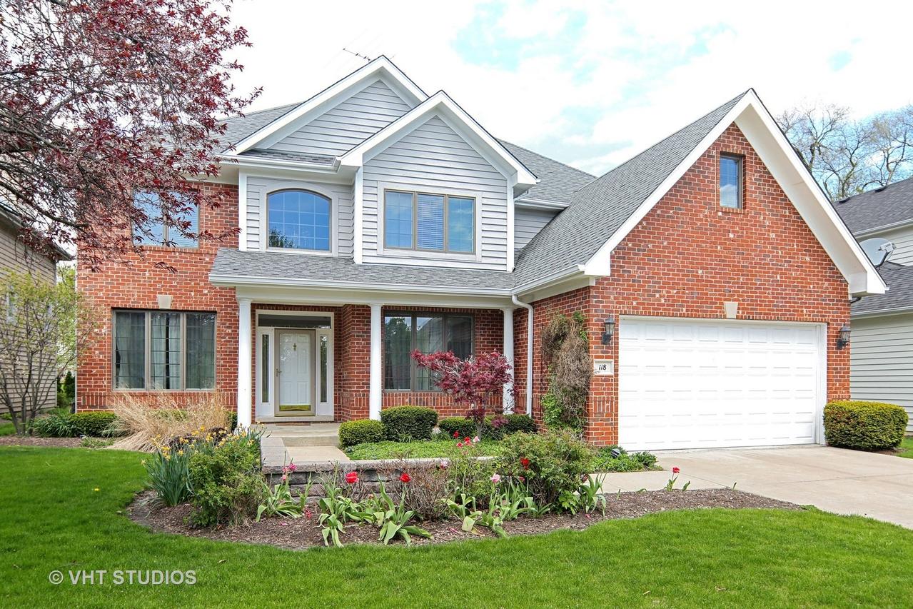 118 Hidden View Dr., Westmont, IL 60559