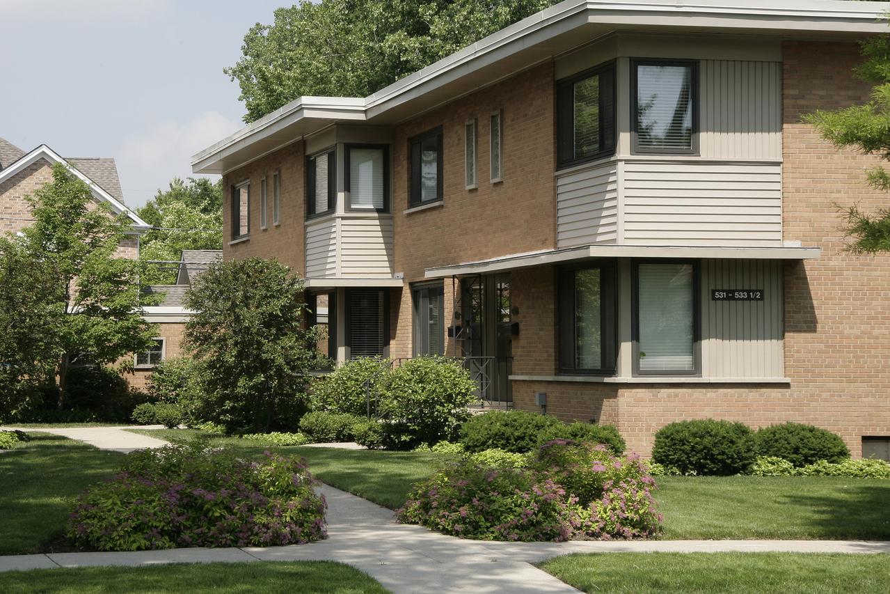 533 Ridge Rd., Wilmette, IL 60091