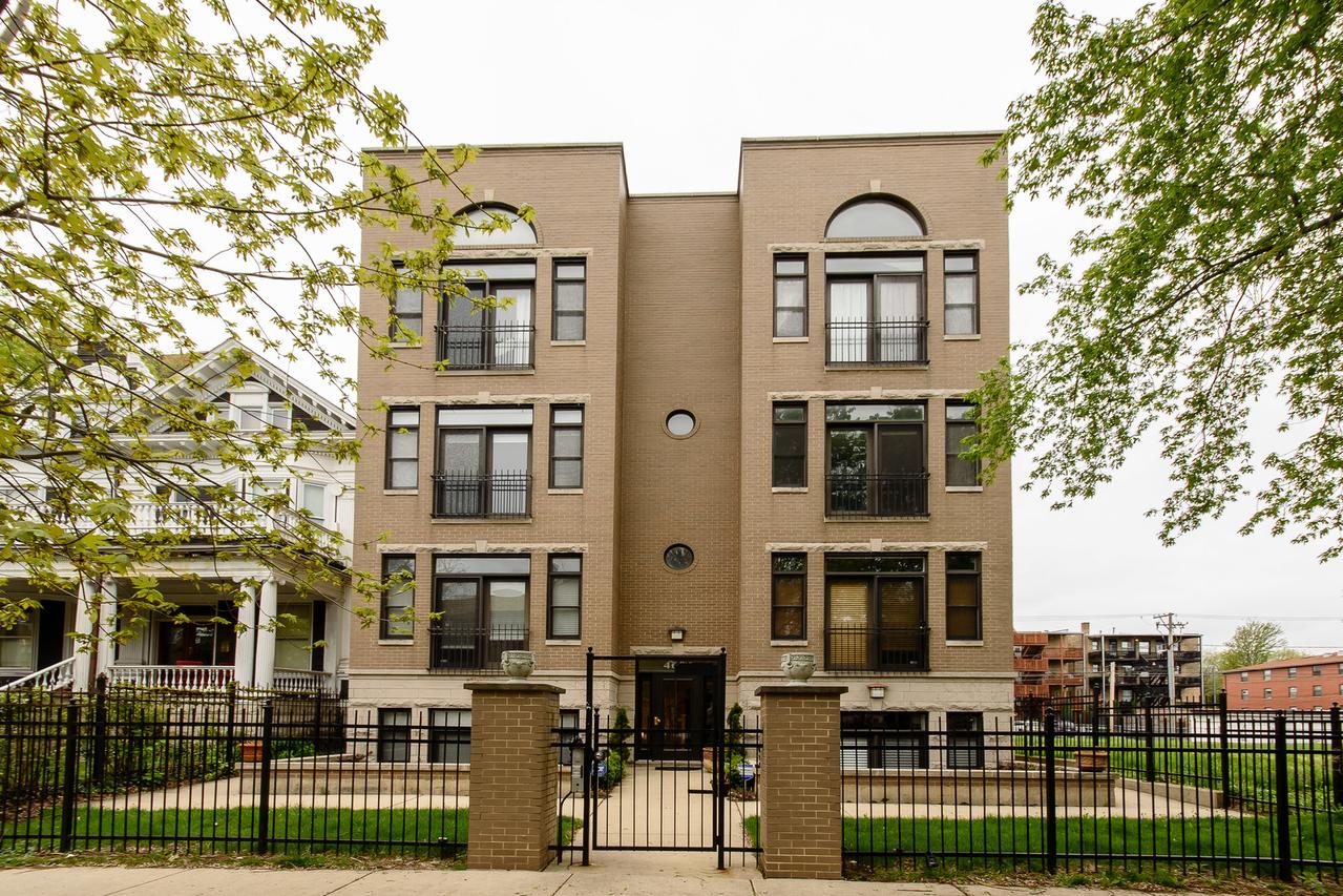 4606 N Malden St. #1S, Chicago, IL 60640