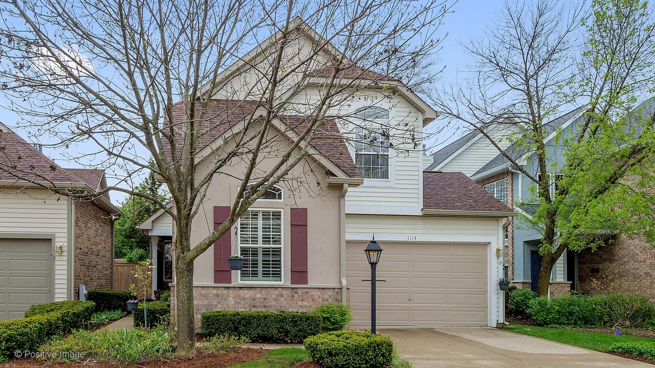 1113 Oxford Ct., Oakbrook Terrace, IL 60181