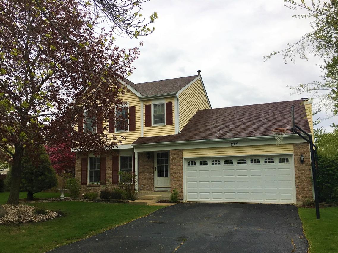 229 Saratoga Ct., Gurnee, IL 60031