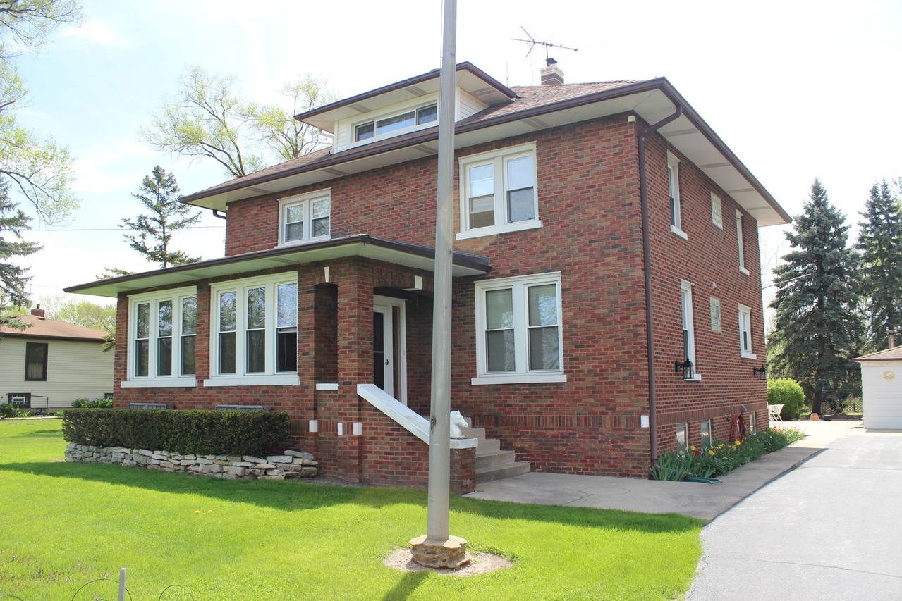 5169 183rd St., Country Club Hills, IL 60478