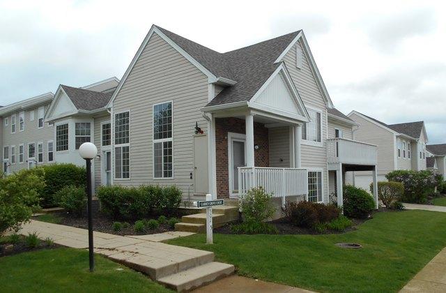 501 E Victoria Cir., North Aurora, IL 60542