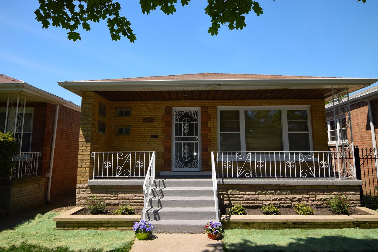 5110 S Natoma Ave., Chicago, IL 60638