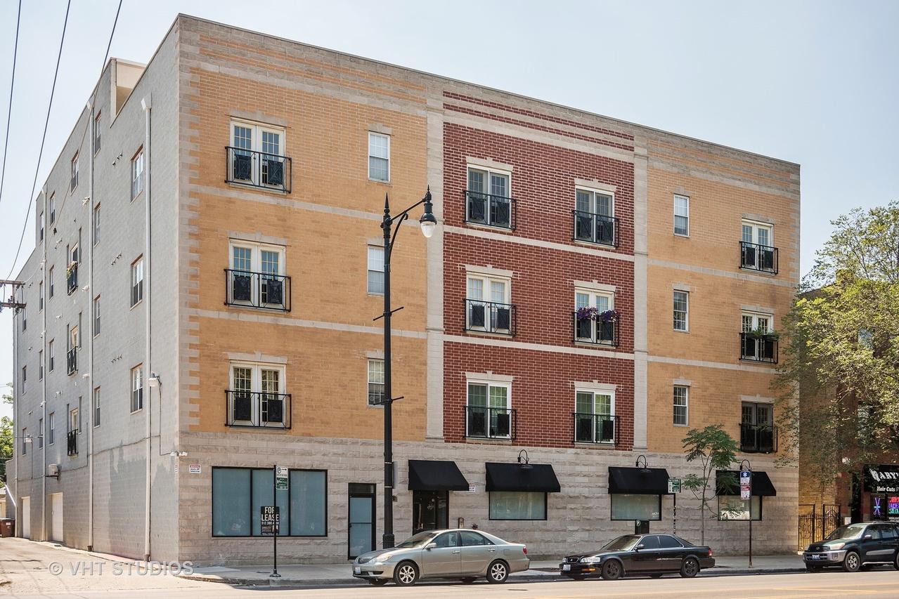 3225 W Fullerton Ave. #2E, Chicago, IL 60647