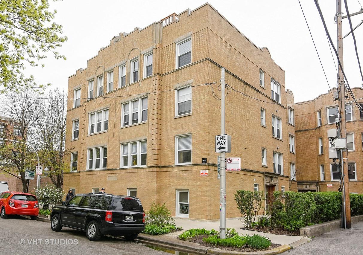 742 W Melrose St. #3, Chicago, IL 60657