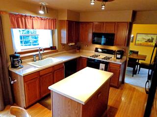 709 Churchill Ln., Oswego, IL 60543