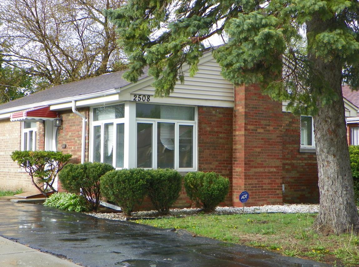 2508 W 115th St., Chicago, IL 60655