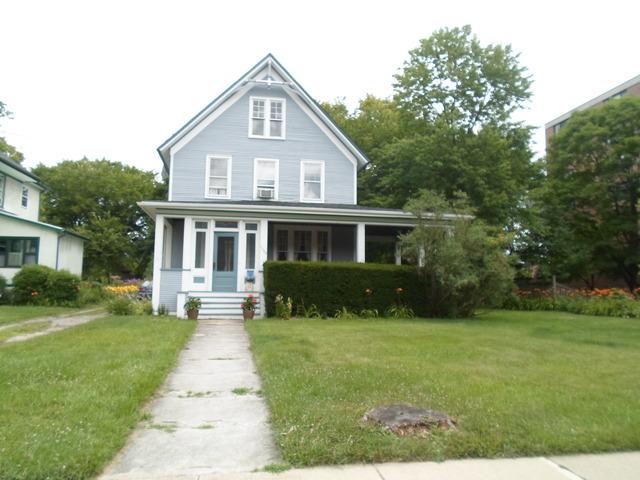 1140 Gilbert Ave., Downers Grove, IL 60515