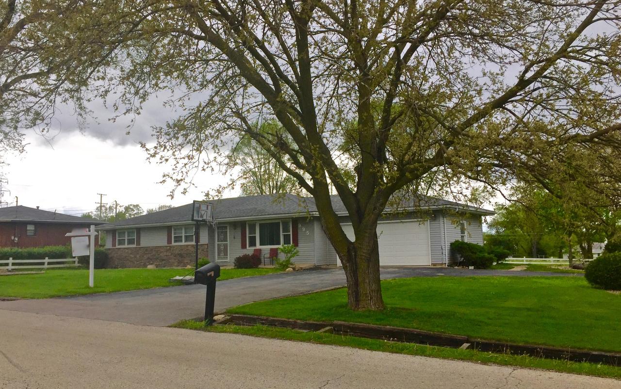 995 Eunice Ave., Joliet, IL 60433
