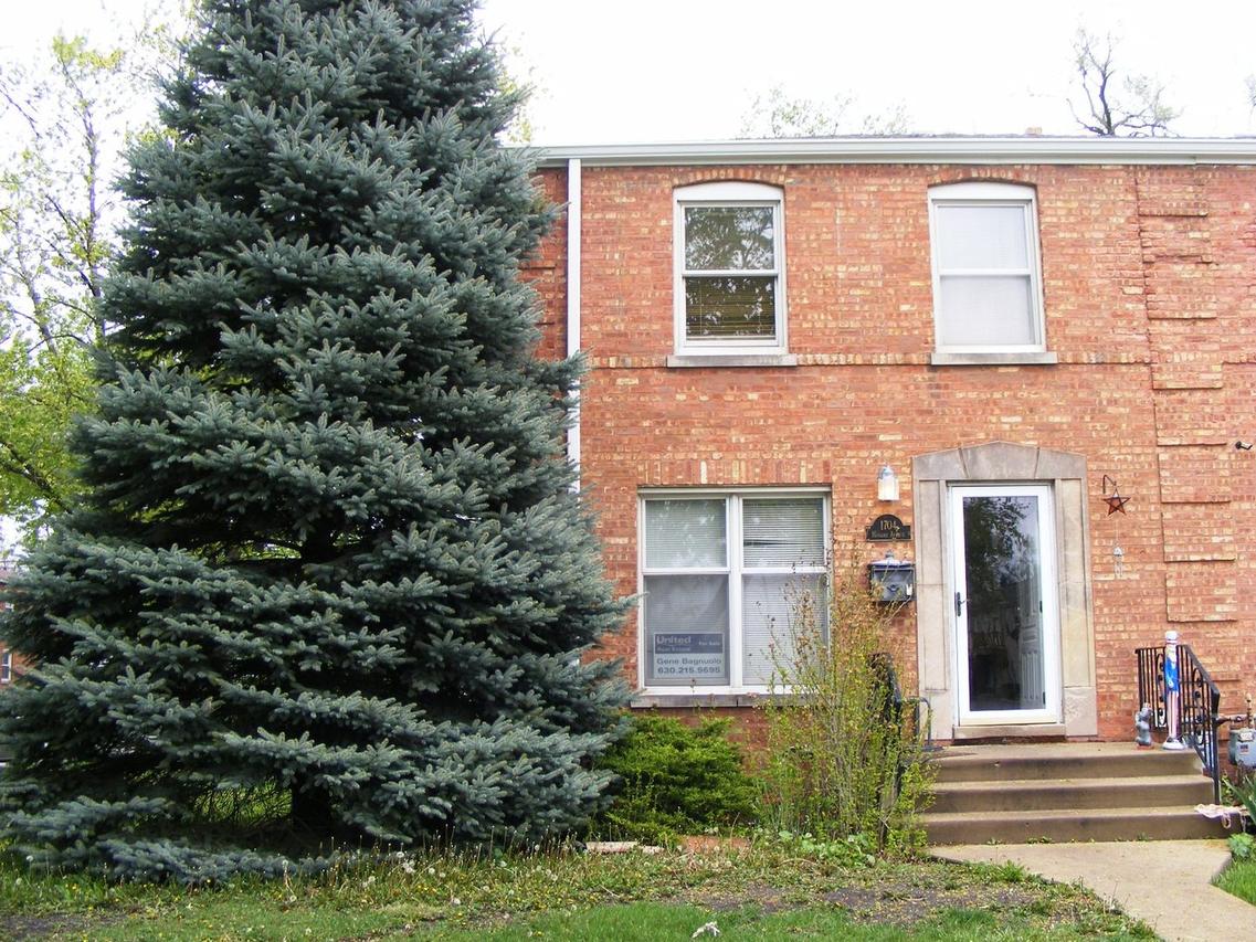 1704 Howard Ave., Des Plaines, IL 60018