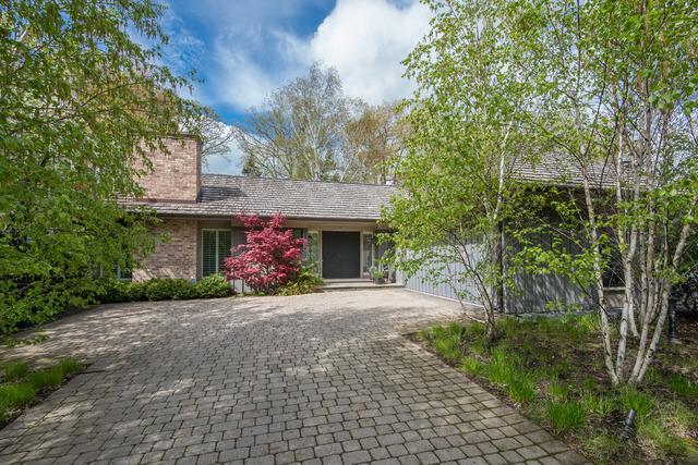 801 Roslyn Ter., Evanston, IL 60201
