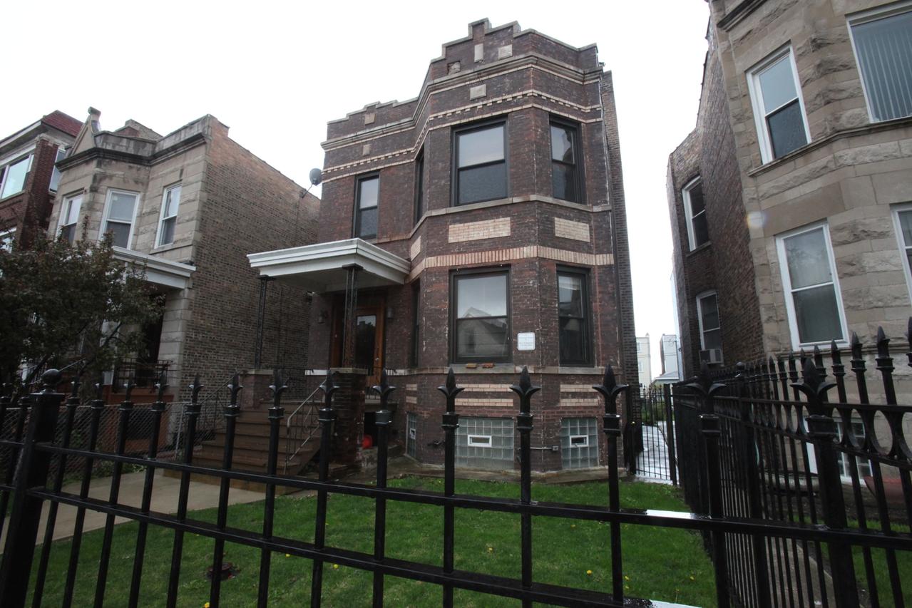 3237 W Cortez St., Chicago, IL 60651