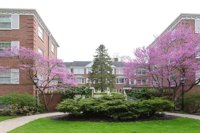 2222 Central St. #1, Evanston, IL 60201