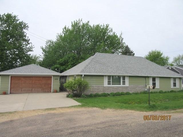 1279 Chestnut St., Eldena, IL 61324