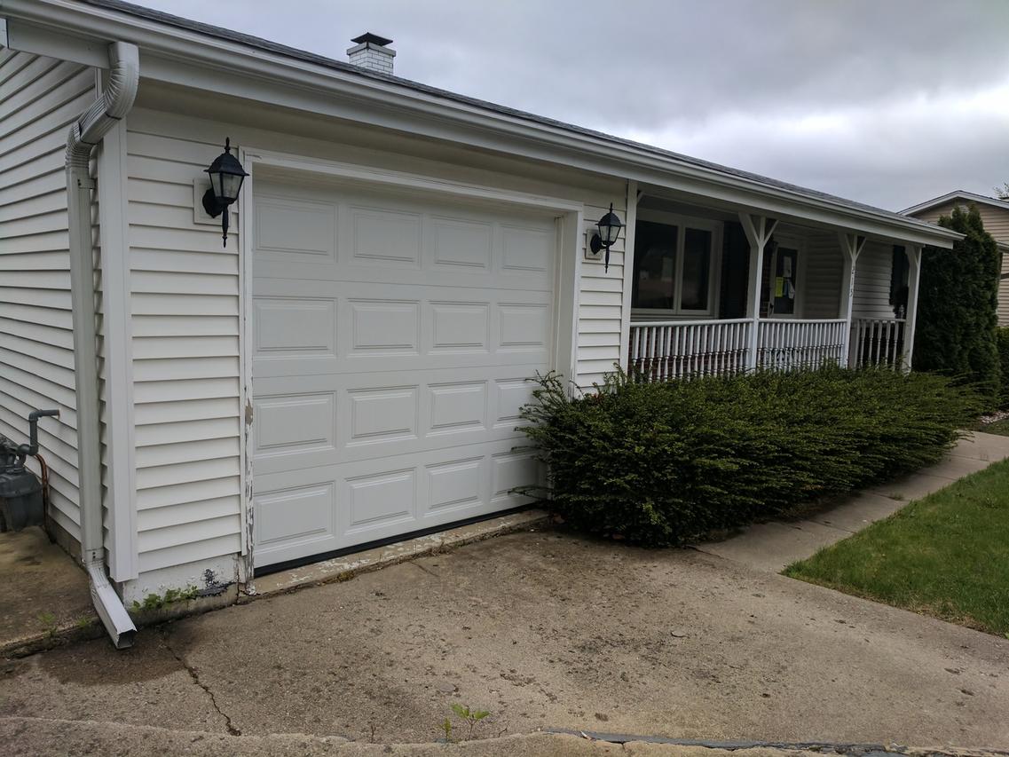 215 N Lytle Dr., Palatine, IL 60074
