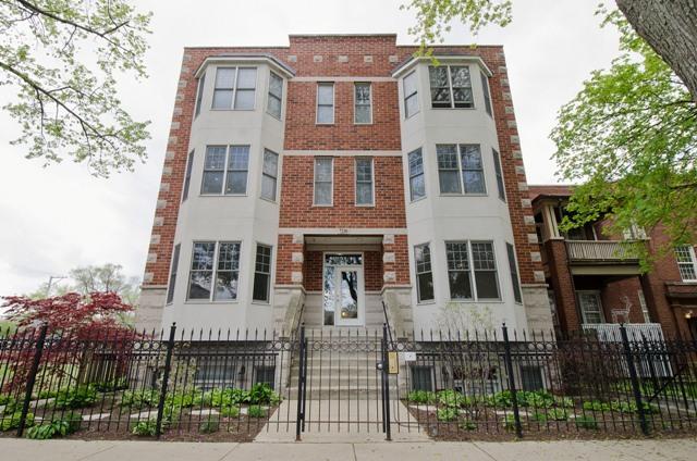 7230 N Oakley Ave. #2S, Chicago, IL 60645