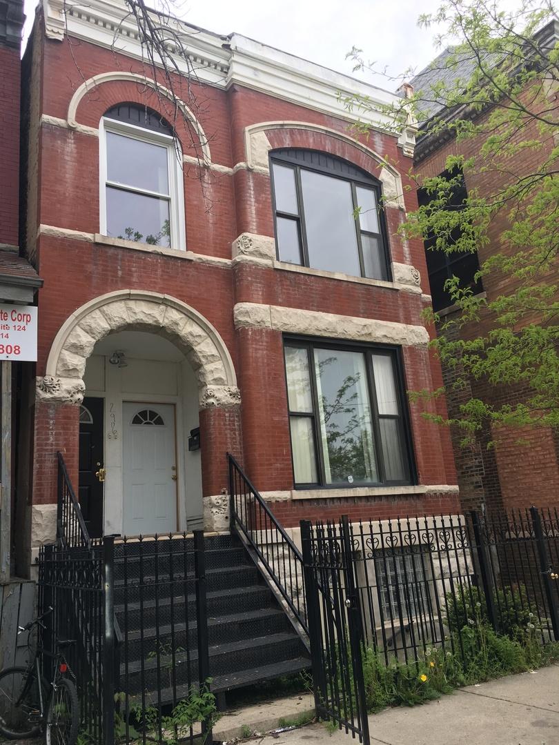 2906 W Adams St., Chicago, IL 60612
