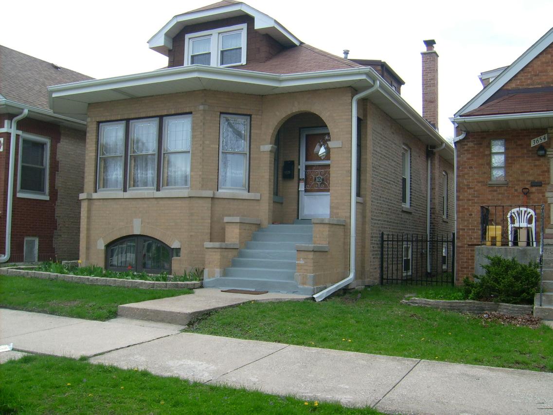 3652 N New England Ave., Chicago, IL 60634