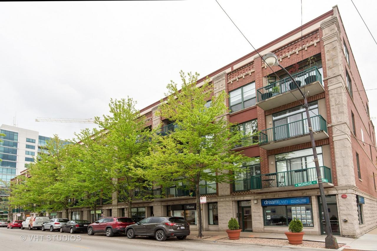 847 W Monroe St. #2B, Chicago, IL 60607