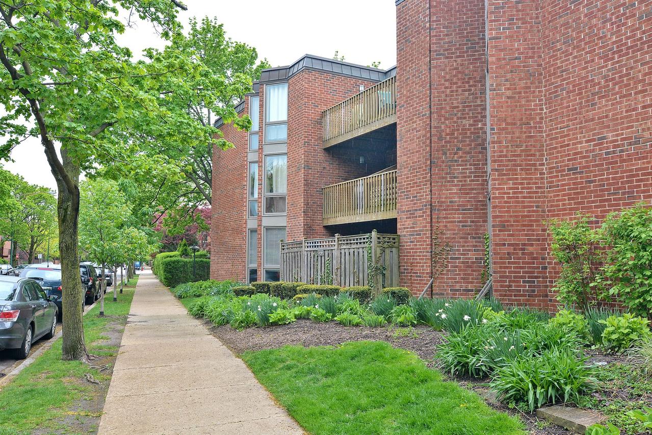 2036 N Larrabee St. #8105, Chicago, IL 60614