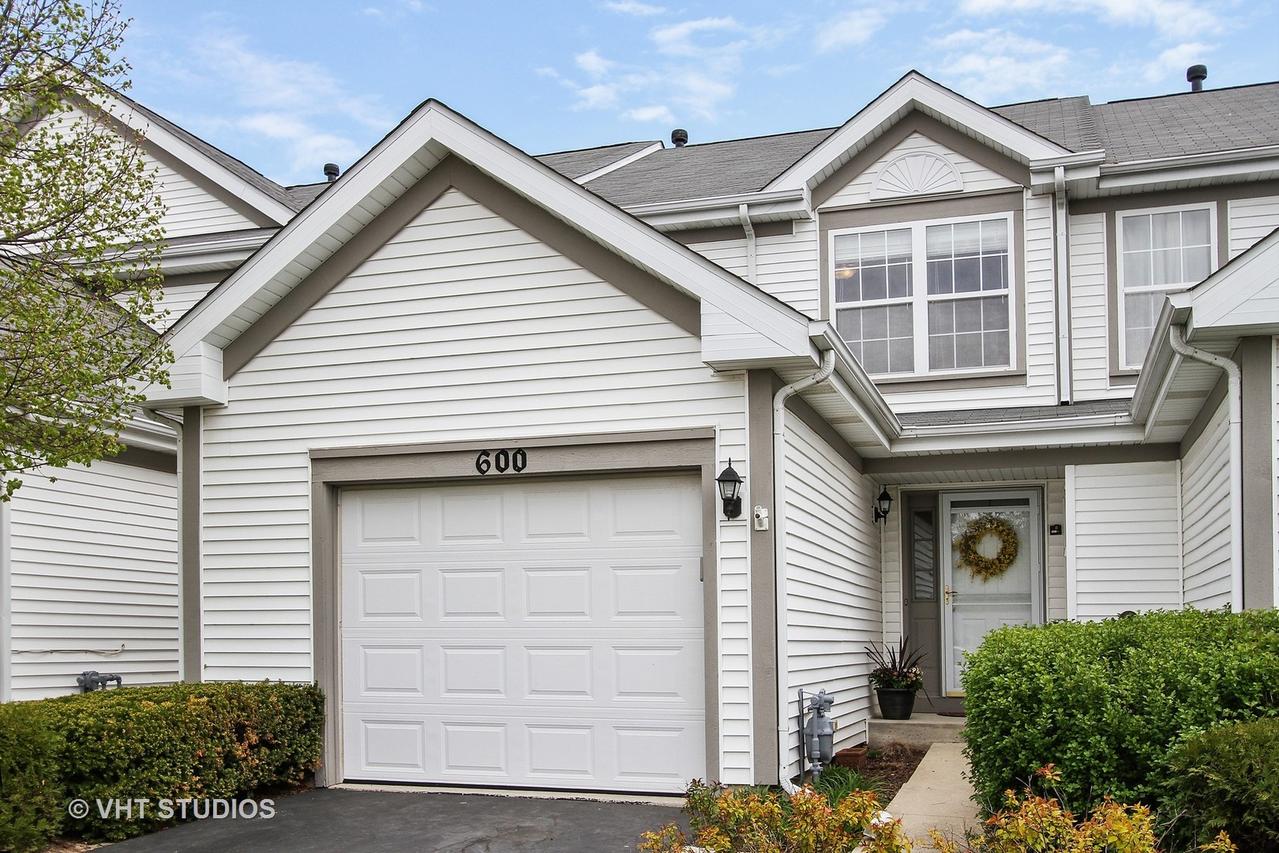 600 Jennifer Cir., Mundelein, IL 60060
