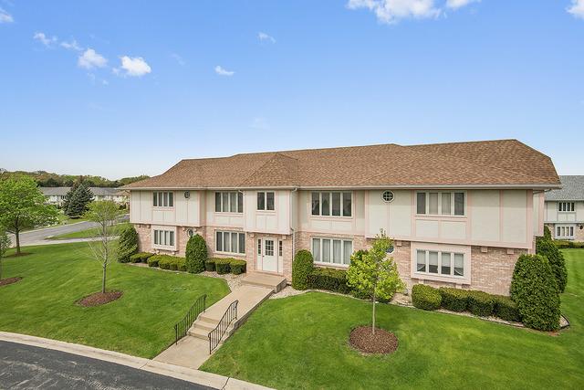 7 St. Moritz Dr. #102, Palos Park, IL 60464