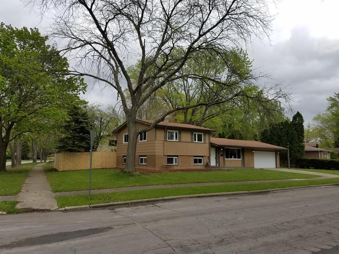 321 New Salem St., Park Forest, IL 60466