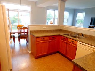 772 Frieder Ct., Aurora, IL 60504