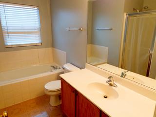 772 Frieder Ct., Aurora, IL 60504