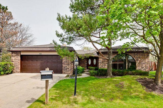 205 Arrowwood Dr., Northbrook, IL 60062