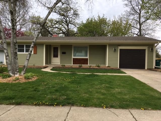 4725 Ashley Dr., Mchenry, IL 60050