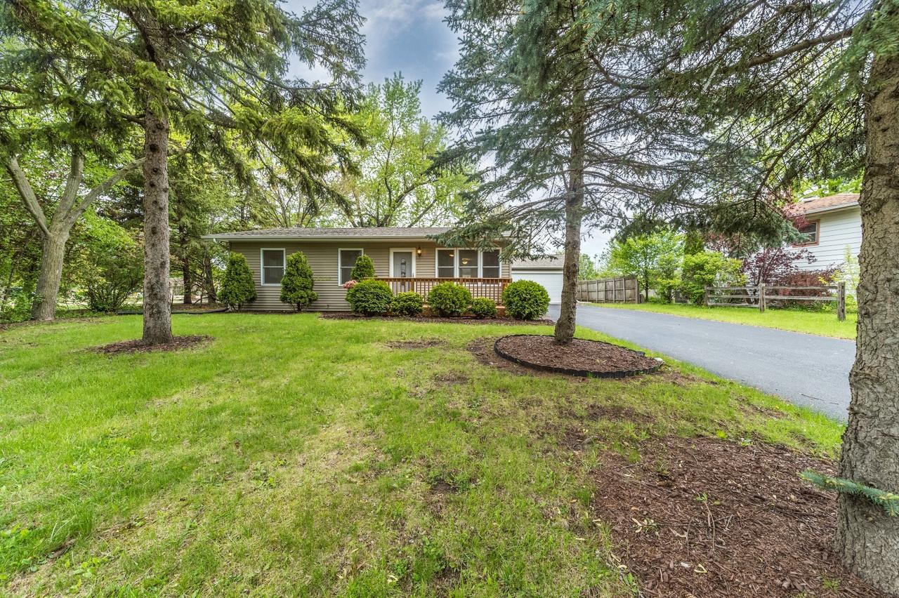 30W224 Bruce Ln., Naperville, IL 60563