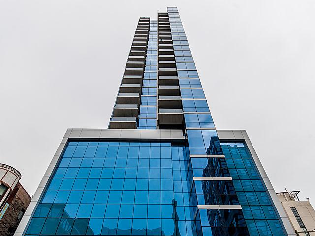110 W Superior St. #2301, Chicago, IL 60654