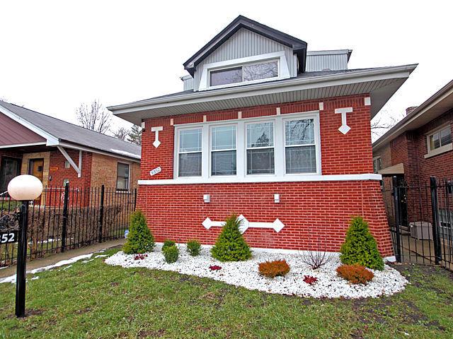 9352 S Racine Ave., Chicago, IL 60620