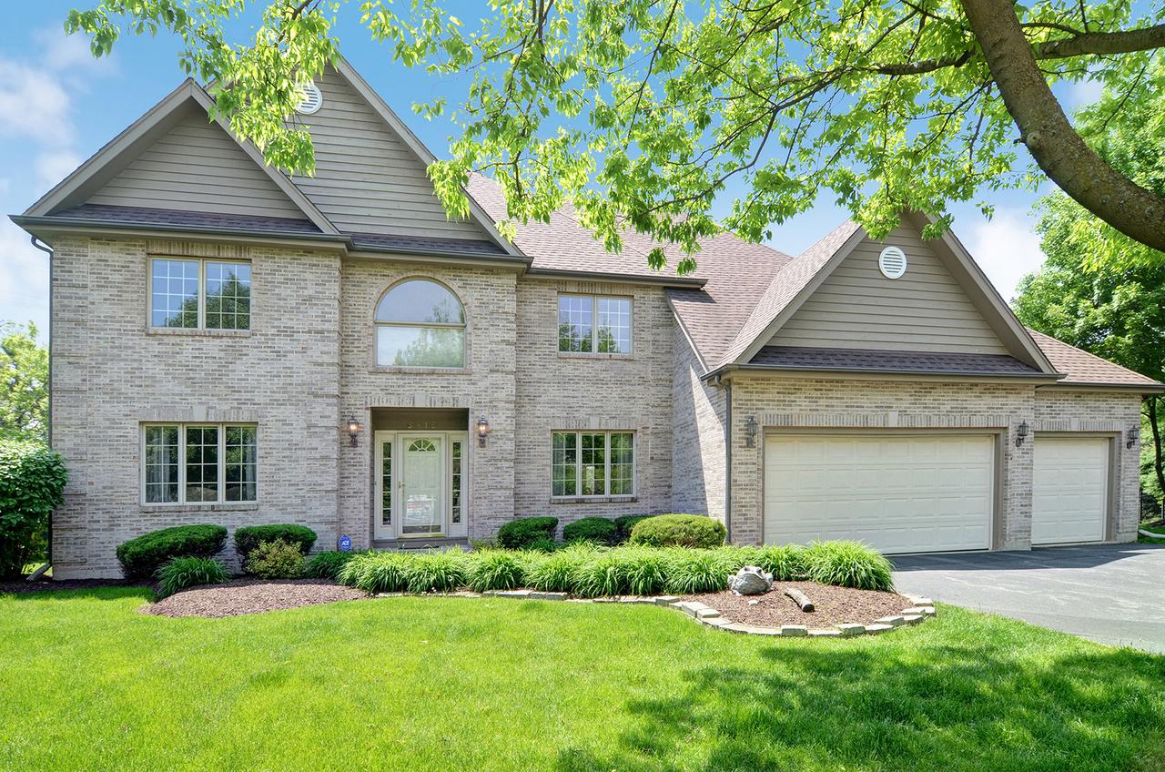 6816 Caitlin Ct., Willowbrook, IL 60527