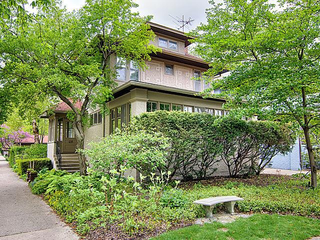 635 Home Ave., Oak Park, IL 60304