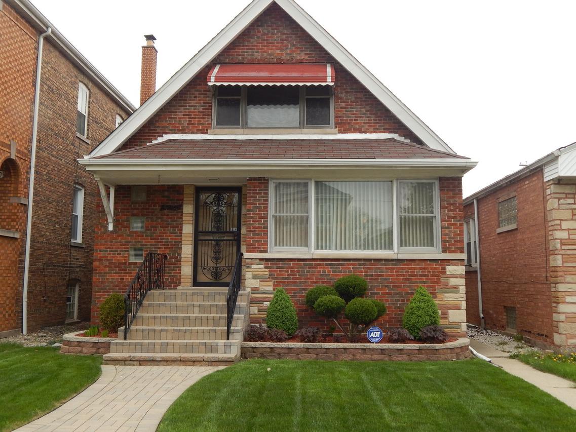 7118 S Francisco Ave., Chicago, IL 60629