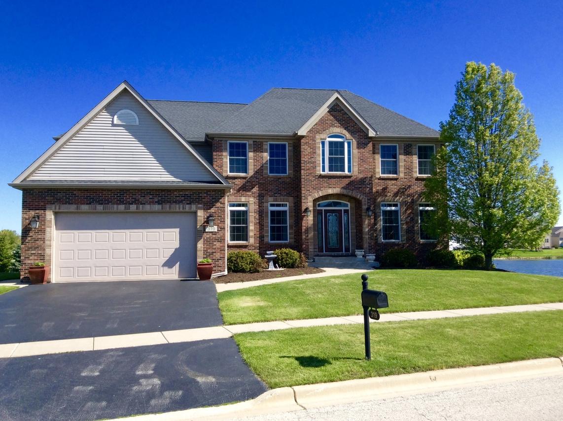 319 Alden Dr., Sycamore, IL 60178