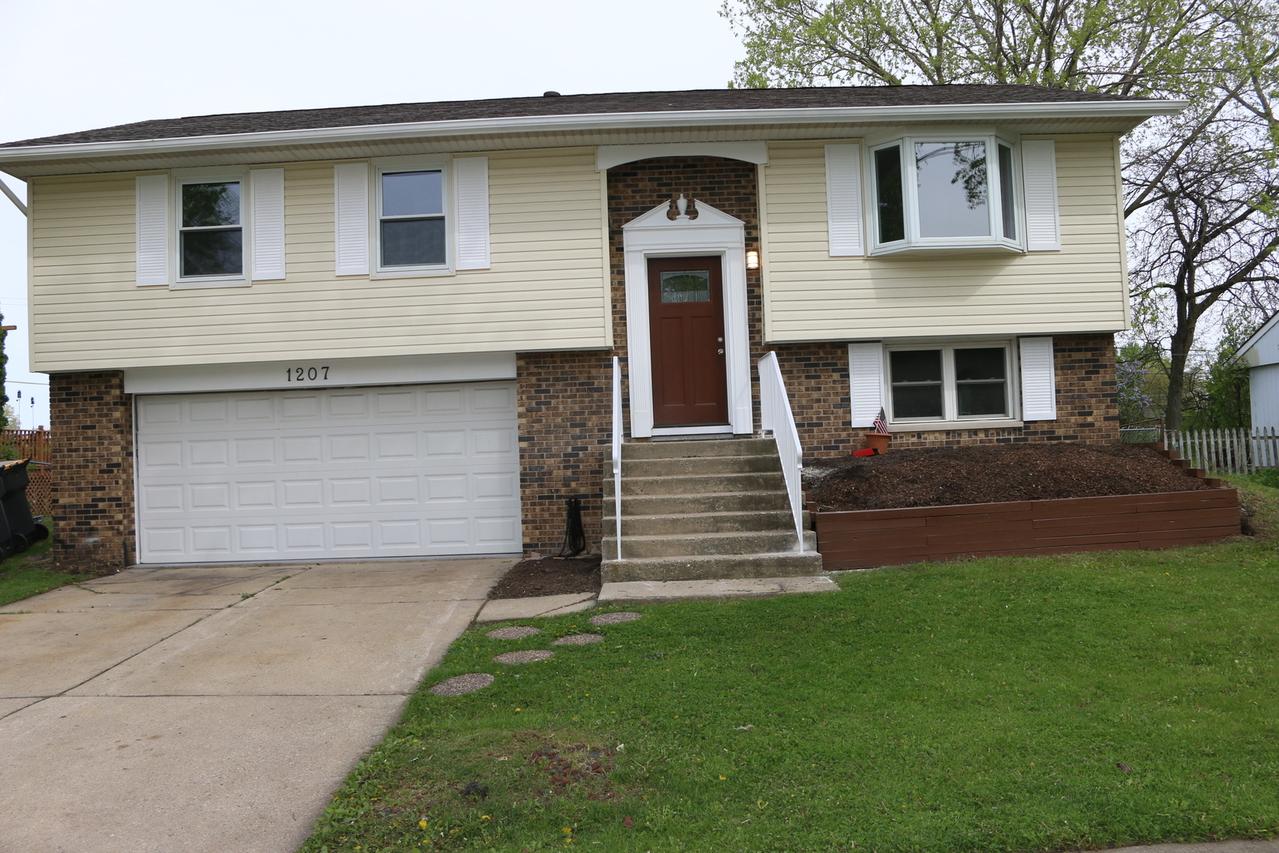 [Address Hidden by Seller], Streamwood, IL 60107