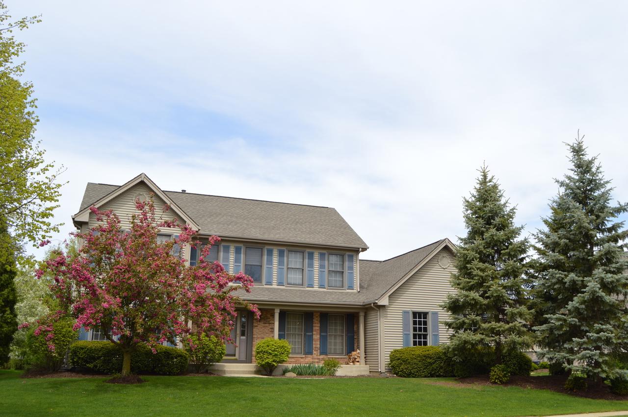 1730 Ridgefield Ave., Algonquin, IL 60102